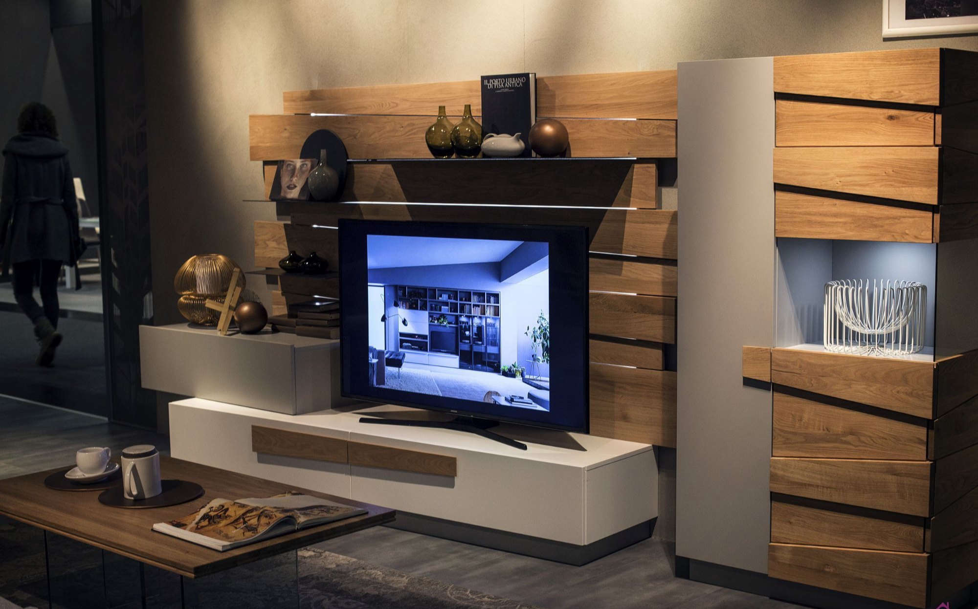 TV units repair & Installation service